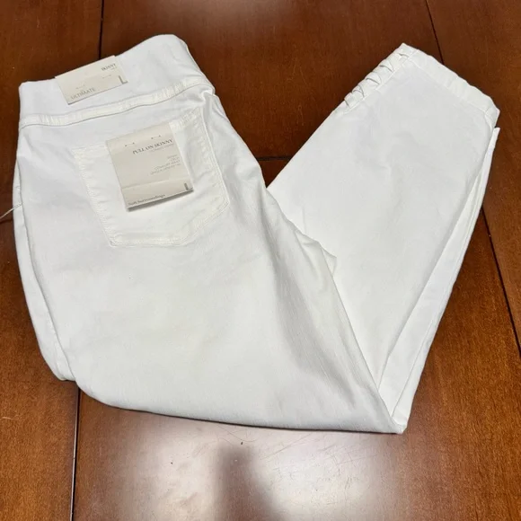 NWT Soft Surroundings Pull On Skinny Ultimate Denim Crop Hem Detail Size L 14/16 - Picture 15 of 16